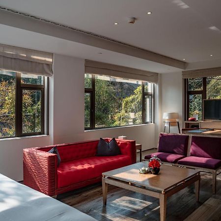 Guanyin Yiyuntai Hotel Чънду Екстериор снимка