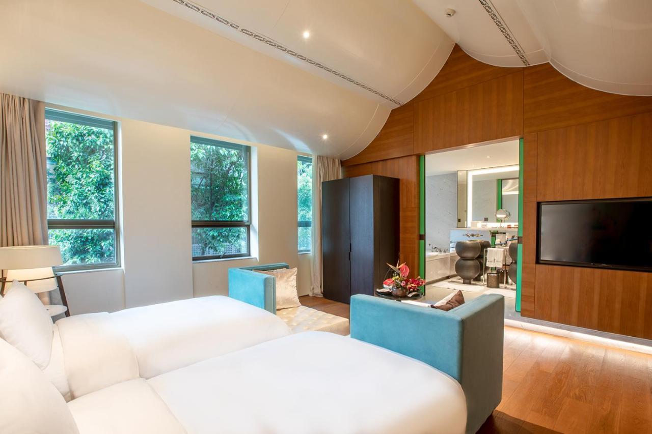 Guanyin Yiyuntai Hotel Чънду Екстериор снимка
