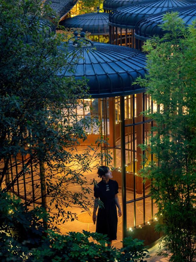 Guanyin Yiyuntai Hotel Чънду Екстериор снимка