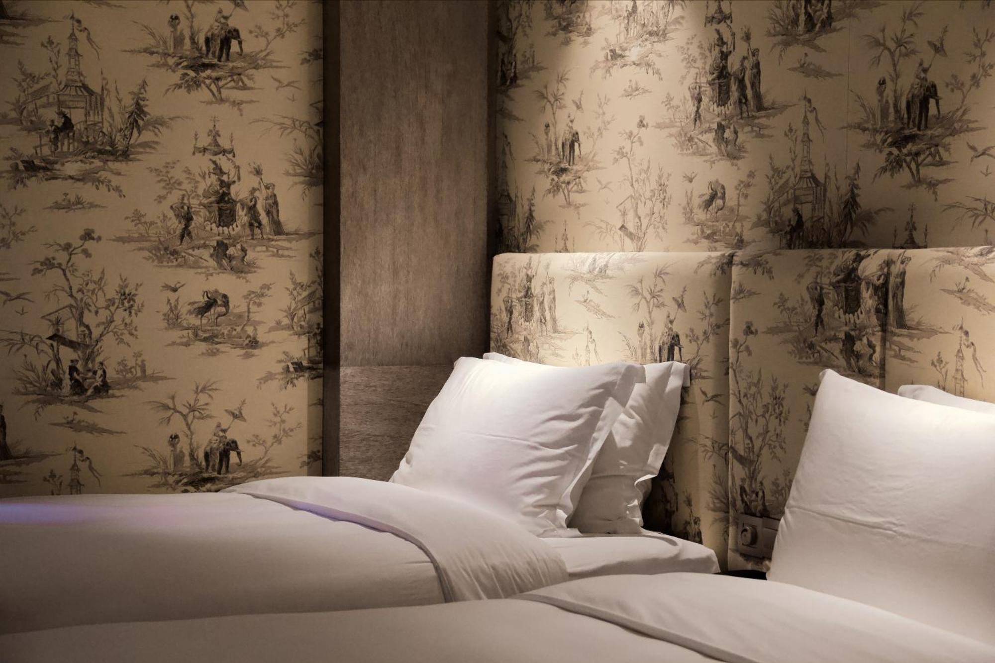 Guanyin Yiyuntai Hotel Чънду Екстериор снимка