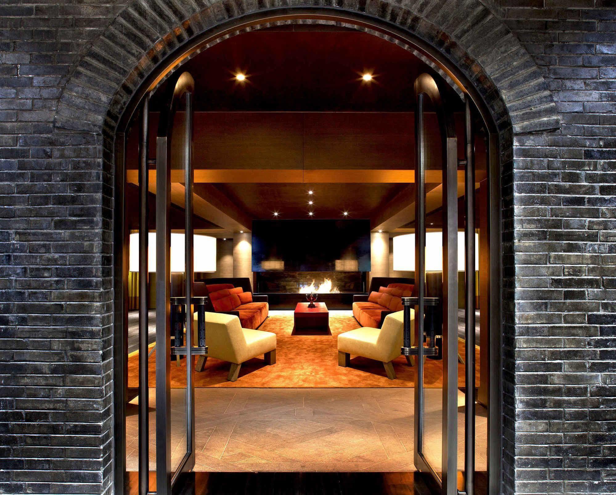Guanyin Yiyuntai Hotel Чънду Екстериор снимка