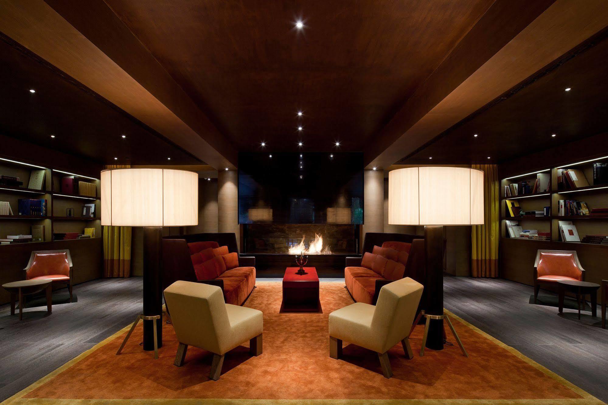 Guanyin Yiyuntai Hotel Чънду Екстериор снимка