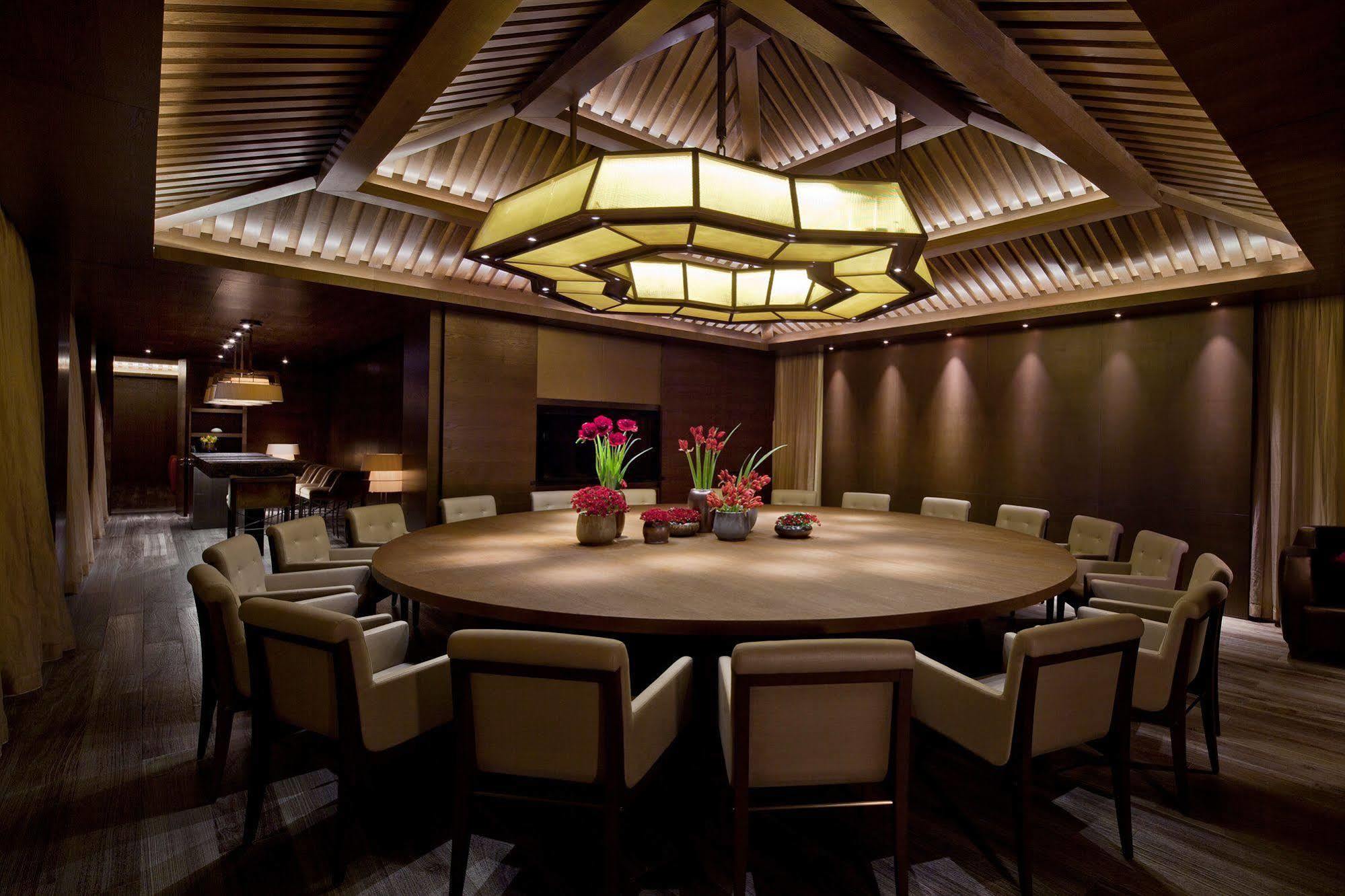 Guanyin Yiyuntai Hotel Чънду Екстериор снимка