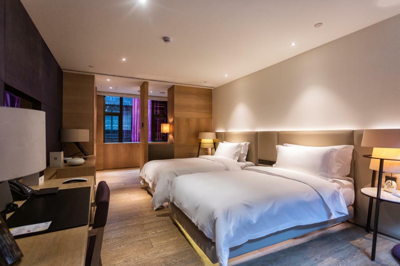Guanyin Yiyuntai Hotel Чънду Екстериор снимка