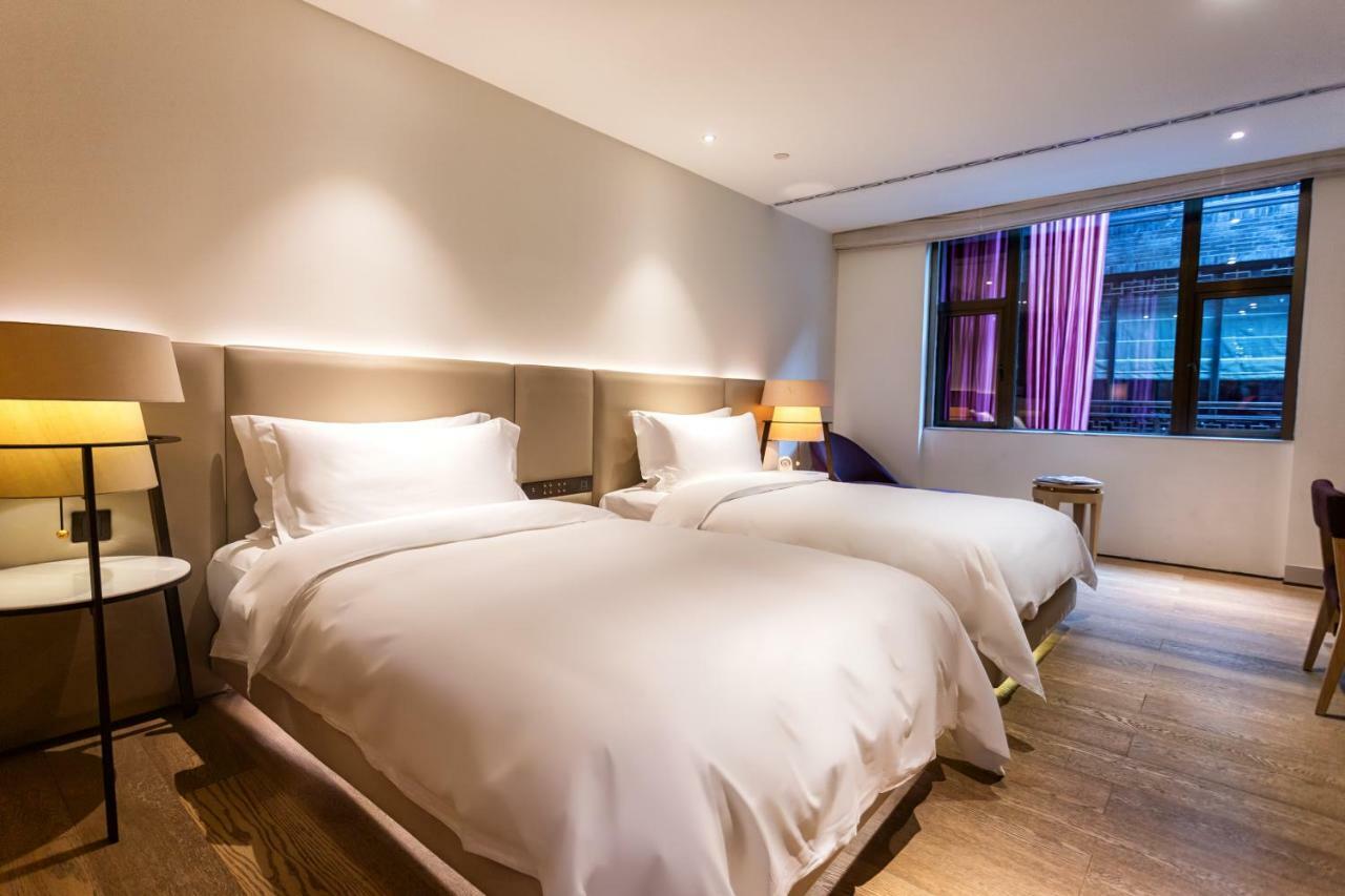 Guanyin Yiyuntai Hotel Чънду Екстериор снимка